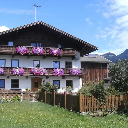 Prollerhof Farm stay *